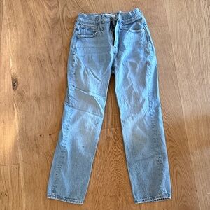 Madewell Light Blue Women’s Straight Jeans